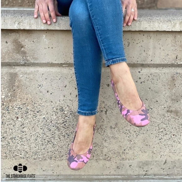 The Storehouse Gray/Tan/Pink Bubblegum Camo Genuine Leather Ballet Flats - Picture 11 of 11